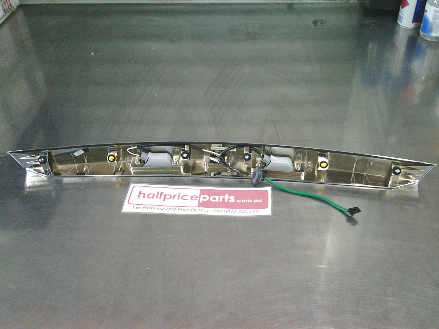 Holden JG Cruze Sedan Genuine Rear Chrome Boot Lid Garnish With Plate Lights New Part