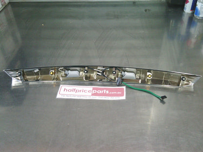 Holden JG Cruze Sedan Genuine Rear Chrome Boot Lid Garnish With Plate Lights New Part