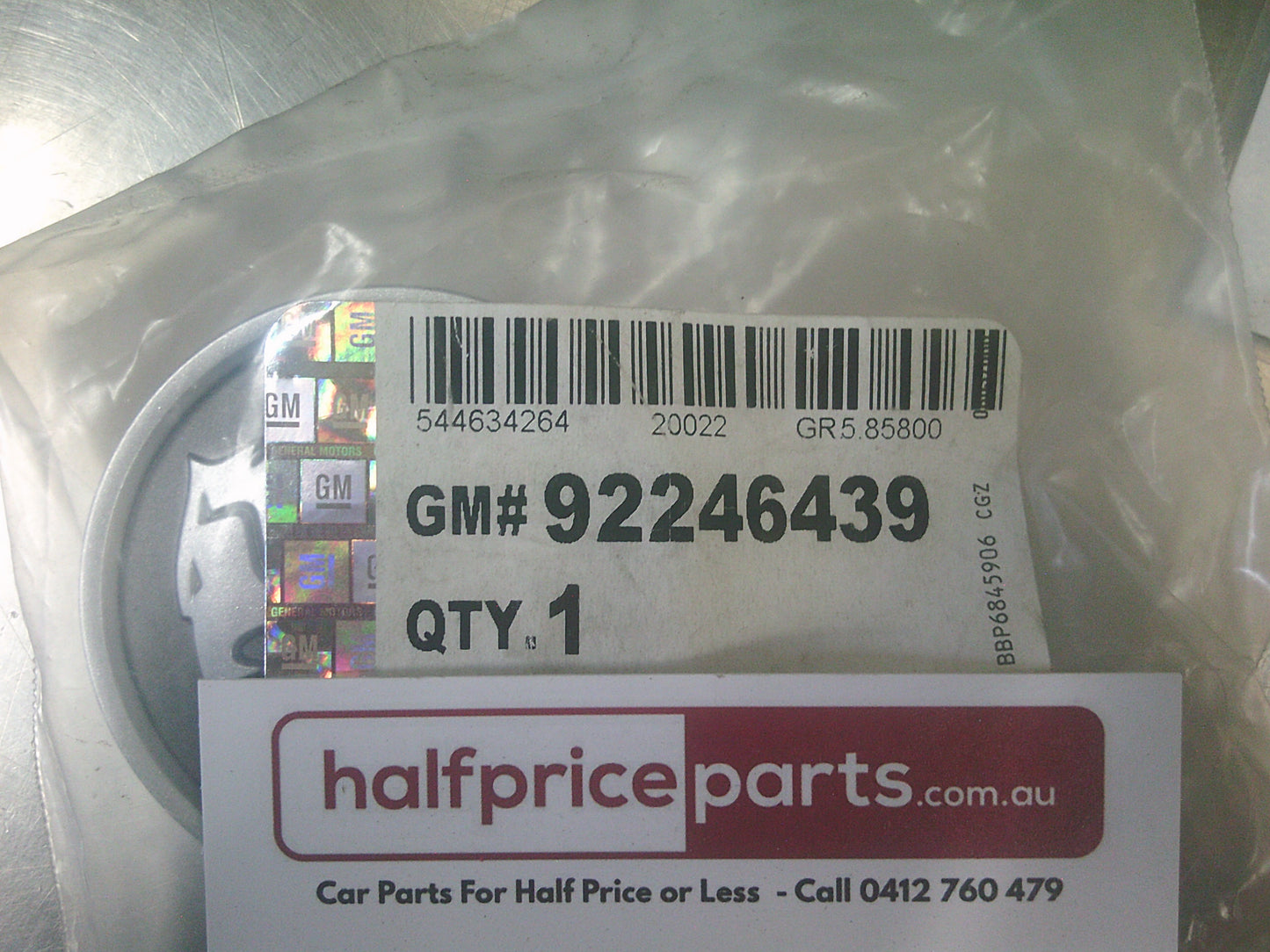 Holden VE Commodore Genuine Centre Cap New Part.