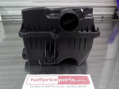 Holden Barina Spark Genuine Air Cleaner Assembly Upper And Lower With Filter New Part