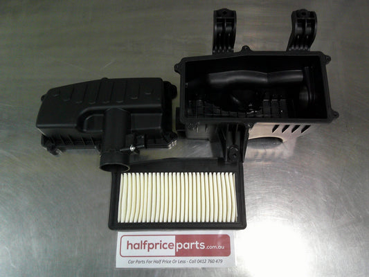 Holden Barina Spark Genuine Air Cleaner Assembly Upper And Lower With Filter New Part