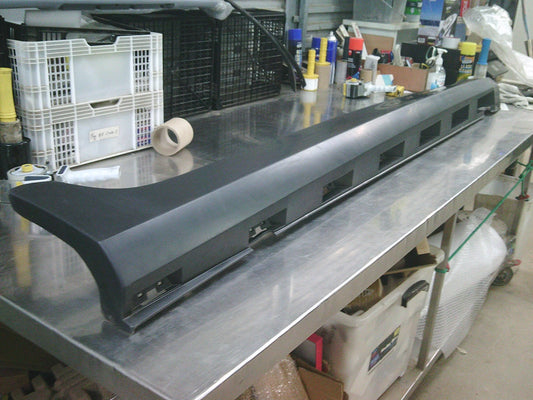 Holden VE HSV Clubsport Genuine Right Hand Side Skirt New Part