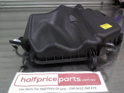 Holden VF Commodore V8 Genuine Lower Air Box Lower Housing New Part