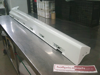 Holden VE SS Commodore Genuine Right Hand Side Rocker Moulding (Painted Factory Heron White) New Part