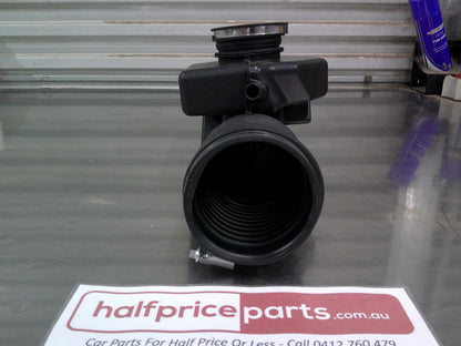 Holden VE/VF SV6 Commodore/WN Caprice 3.6Ltr V6  Genuine Intake Outlet Duct Assembly New Part
