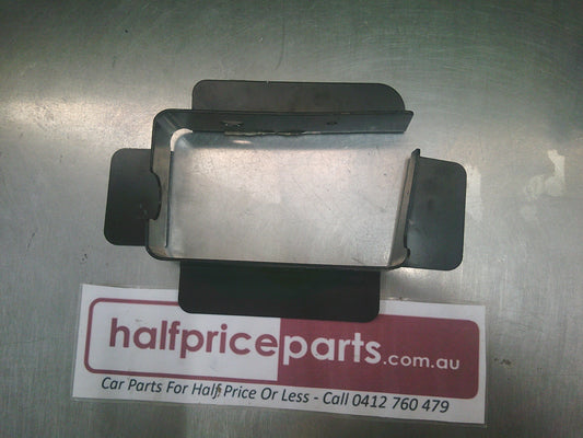 Holden CG Captiva Genuine Front Bumper Impact Bar Bracket - New Part