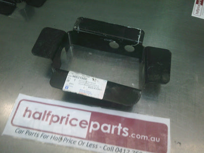 Holden CG Captiva Genuine Front Bumper Impact Bar Bracket - New Part