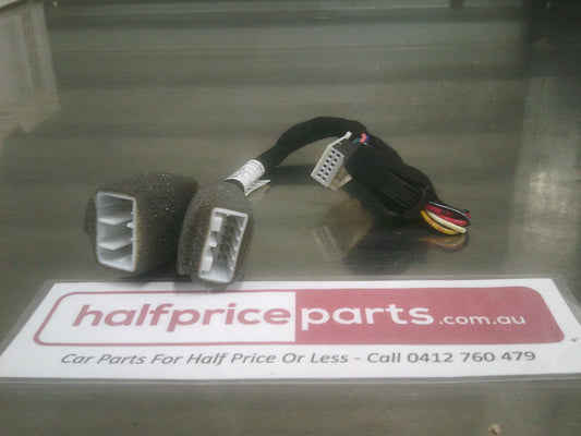 Holden VE SSV Commodore Genuine Sat Nav/Reverse Cam Radio Wiring Harness New Part