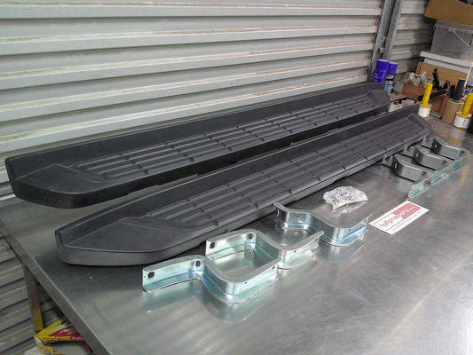Ford PX Ranger Dual Cab Genuine Side Step Complete Kit Brackets And Bolts New Part