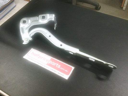 Holden Astra-K Genuine Right Hand Bonnet Hinge Assembly New Part