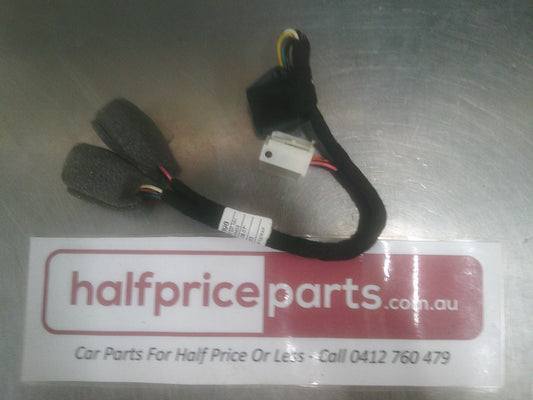 Holden VE SSV Commodore Genuine Sat Nav/Reverse Cam Radio Wiring Harness New Part