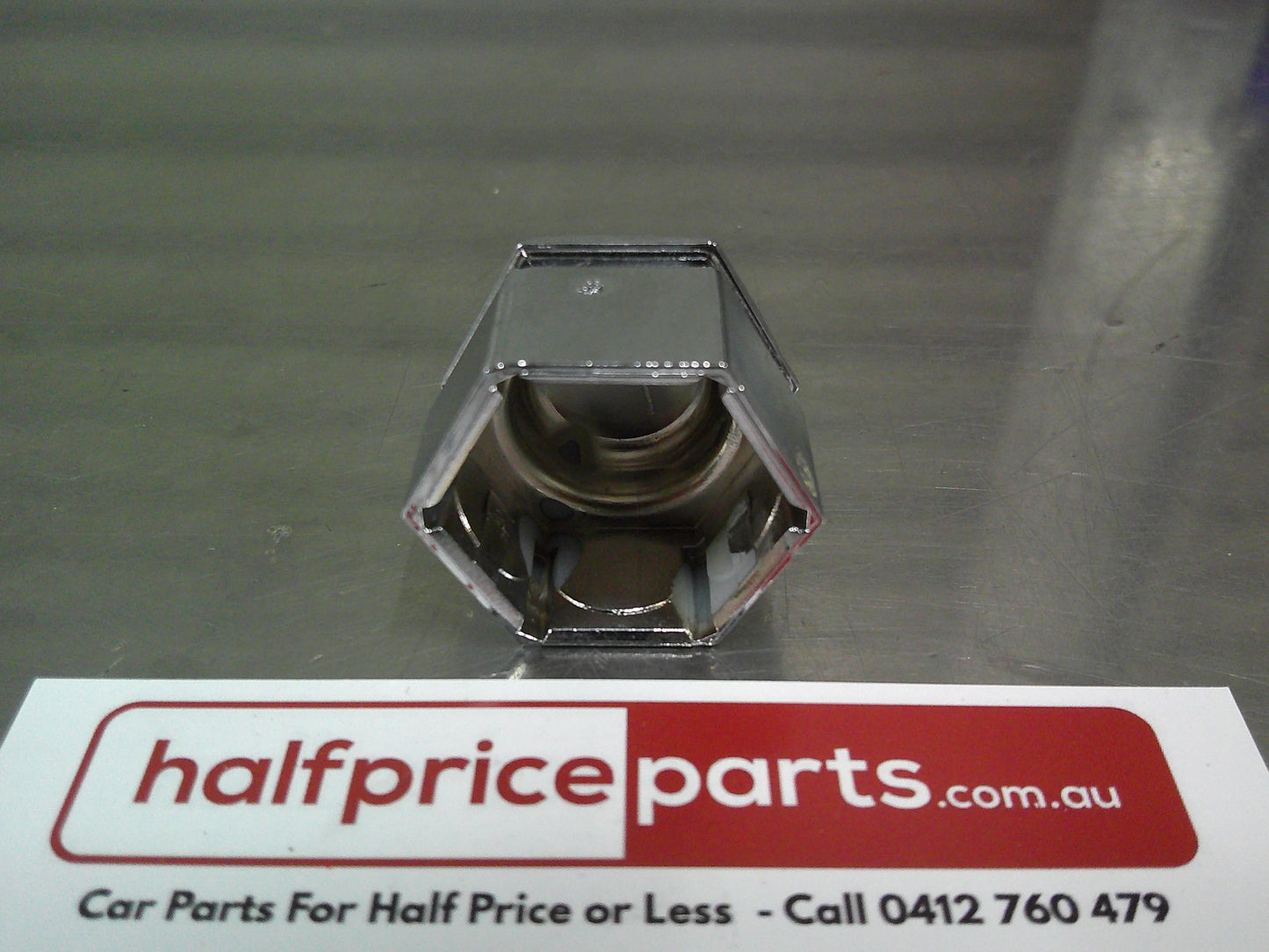 Holden VT/VX/VY/Monaro/VZ/WH/WL Statesman Genuine Chrome Alloy Wheel Nut Cap New Part