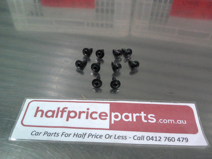 Holden BL Astra Genuine Radiator Grille Screw Pack New Part