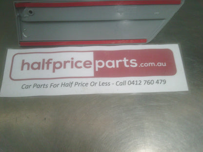 Holden VY/VZ Calais/Monaro Genuine Left Hand Front Guard Side Moulding New Part