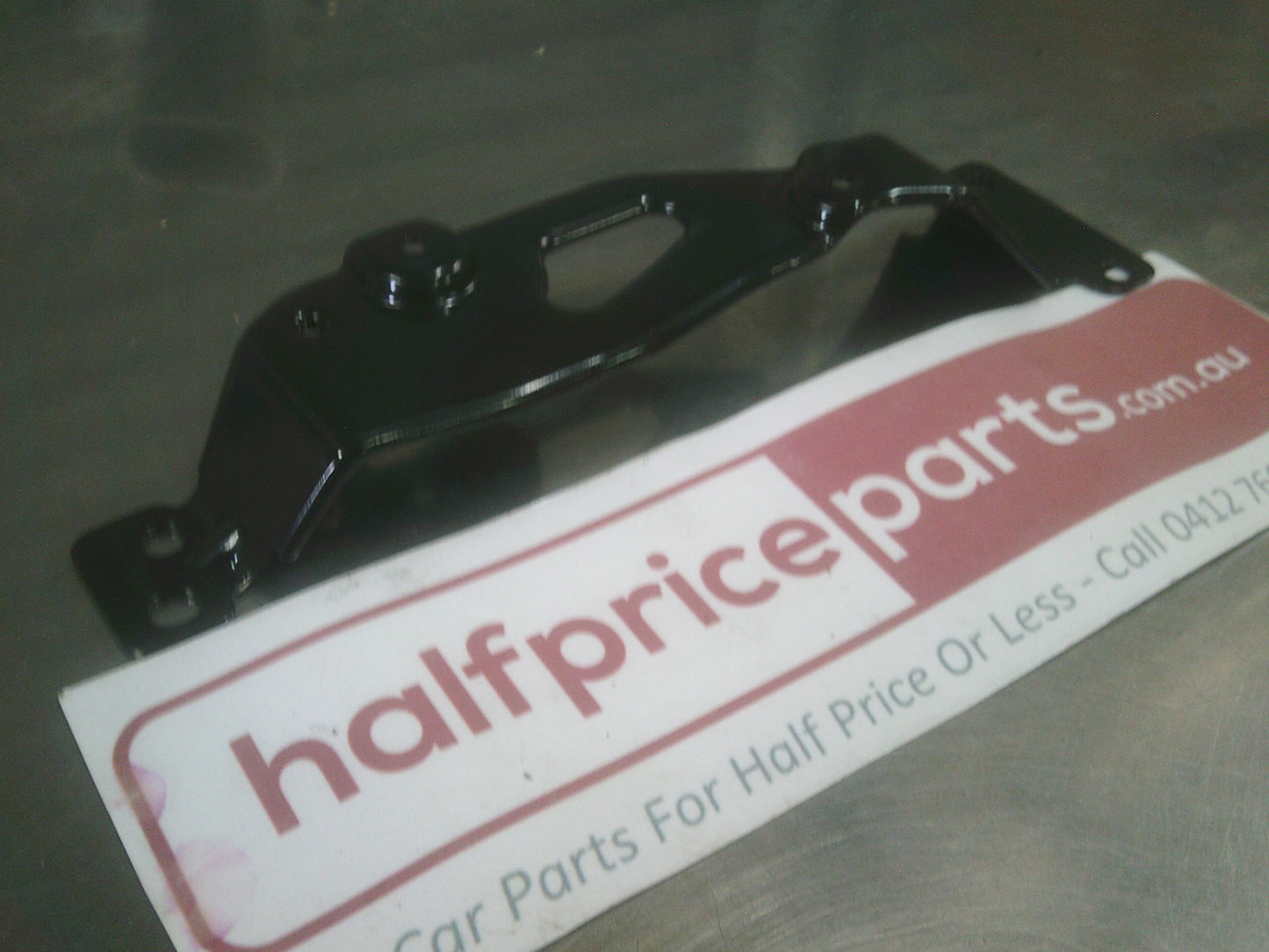 Holden VF Commodore Genuine Front Right Seat Frame Panel Trim Bracket New Part