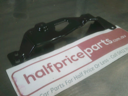 Holden VF Commodore Genuine Front Right Seat Frame Panel Trim Bracket New Part