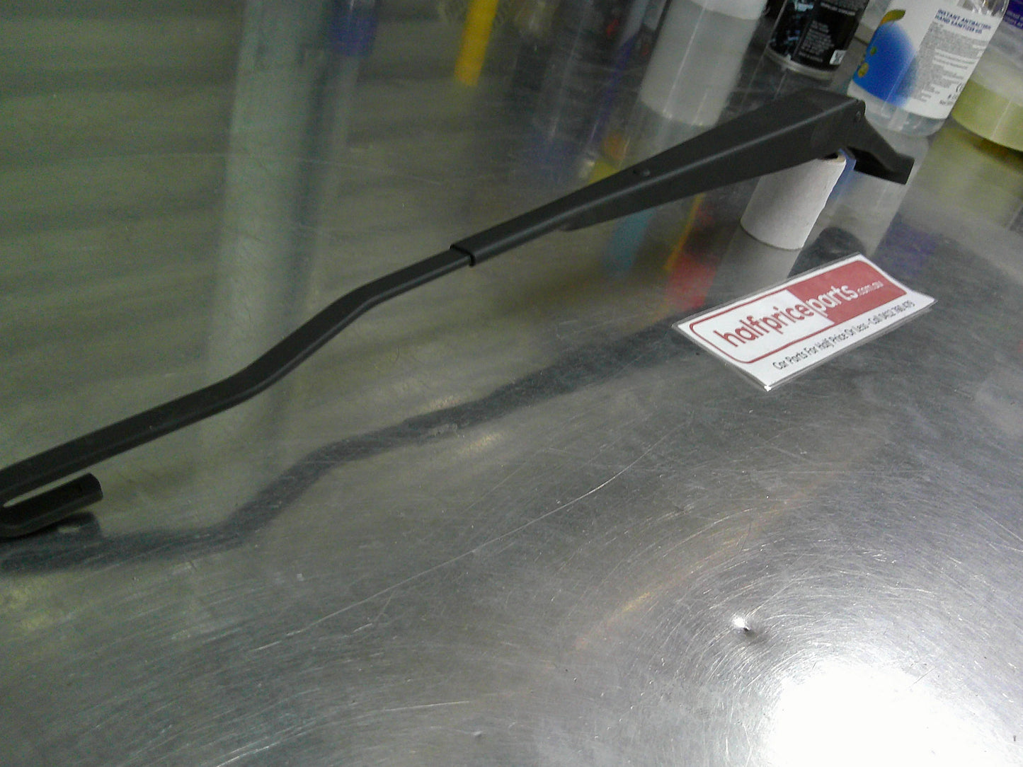 Isuzu D-Max/RC Colorado Genuine Left Hand Front Wiper Arm New Part