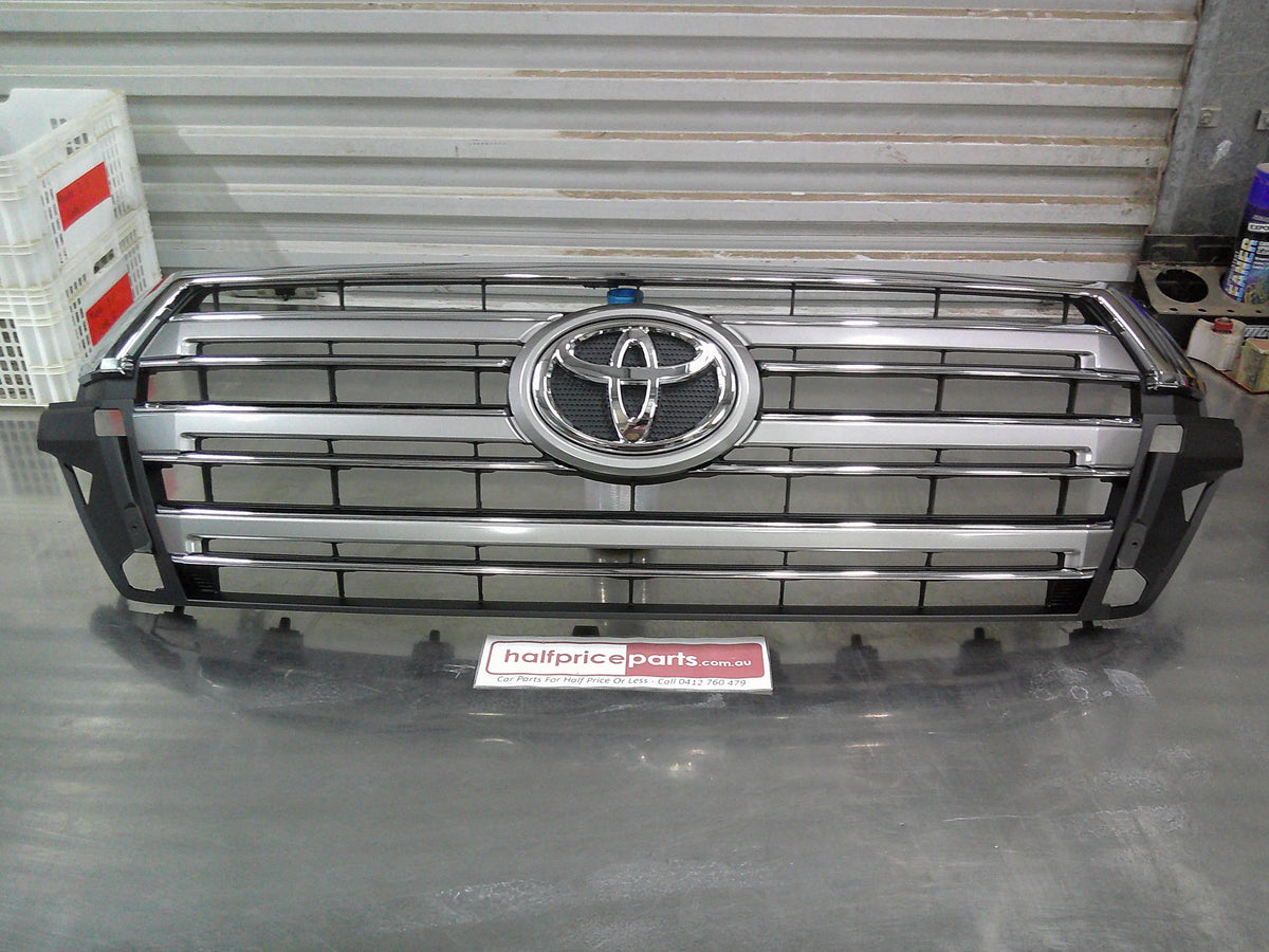 Toyota Landcruiser 200 Series Genuine Front Chrome And Emblem Grille Assembly New Part