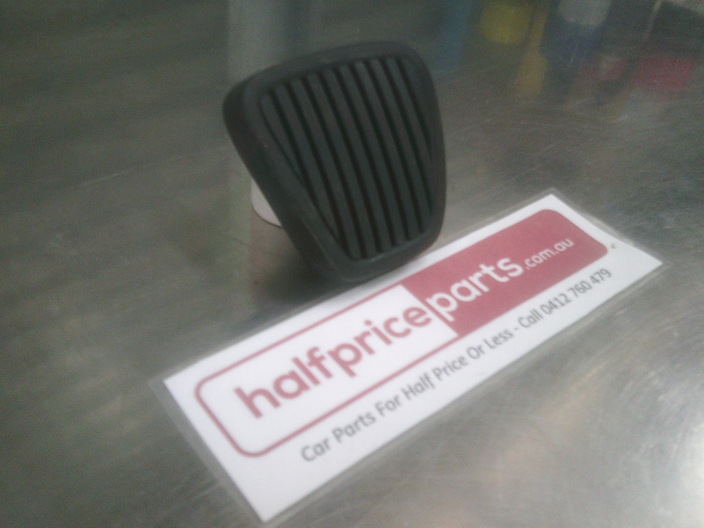 Holden VE Commodore Genuine Pedal Rubber Pad - Brake Or Clutch New Part.