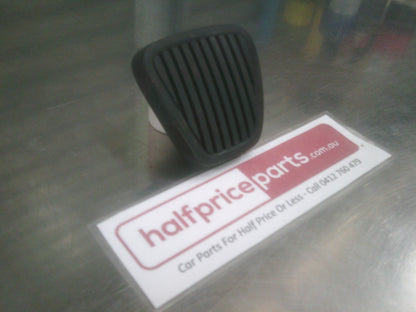 Holden VE Commodore Genuine Pedal Rubber Pad - Brake Or Clutch New Part.