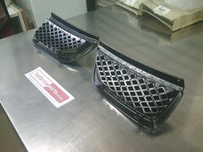 Holden VX/VU Exec Series II Genuine Left & Right Front Grilles Assembly New Part