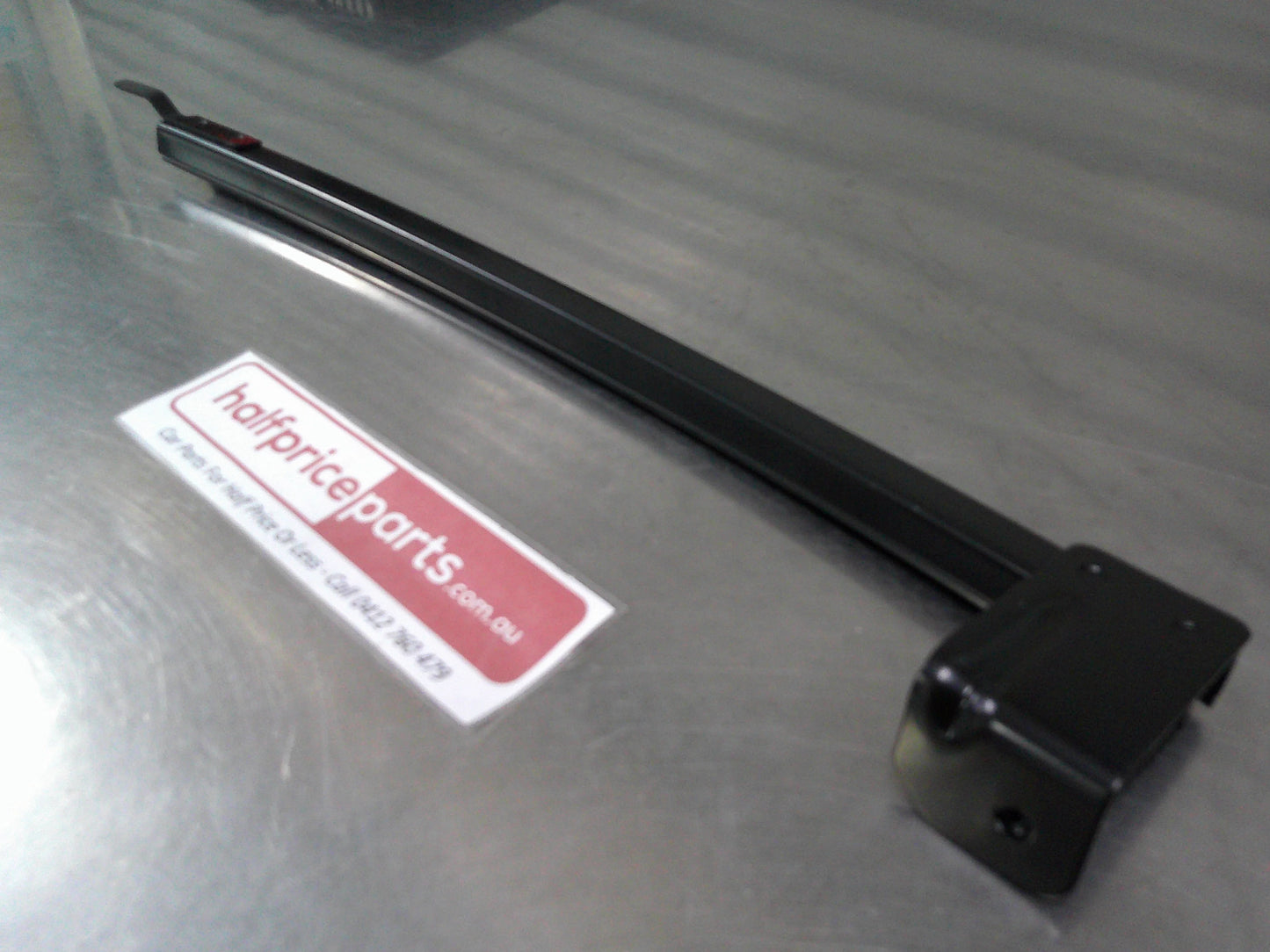 Holden RC Colorado/ Isuzu RA/RC D-Max Genuine Right Hand Rear Window Guide New Part