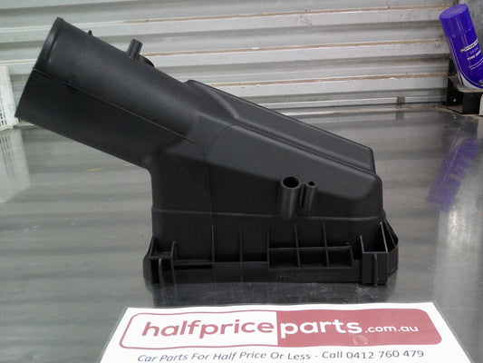 Holden VE Commodore/WM Statesman 3.6Ltr SIDI Genuine Upper Air Cleaner Intake Housing Lid New Part