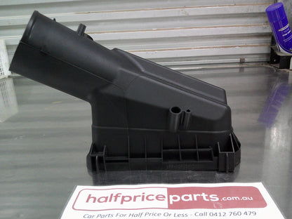 Holden VE Commodore/WM Statesman 3.6Ltr SIDI  Genuine Upper Air Cleaner Intake Housing Lid New Part