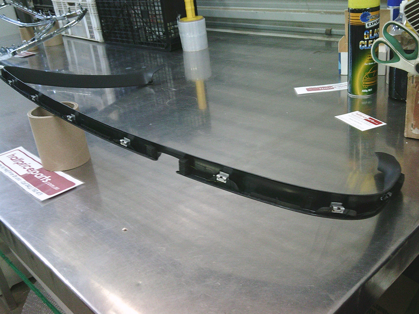 Holden VE Commodore Sedan Genuine Left Hand Rear Window Frame Garnish Trim (Black) New Part