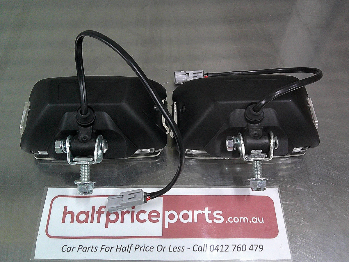 Toyota Kluger/Hilux/Prado/70 Series Landcruiser Genuine FF450 Rectangle Driving Light Sold As Pair New Part