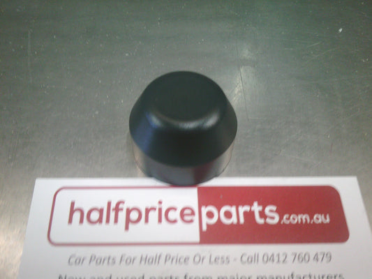 Holden Commodore VT/VX/VY/VZ / Statesman WH/WK/WL/Chevrolet/Pontiac Genuine Top Nut Cap - New Part