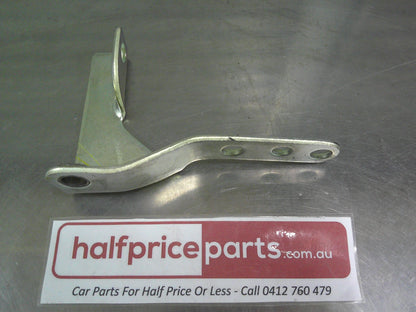 Holden RC Colorado / Isuzu D-Max Genuine Right Hand Tailgate Hinge Bracket New Part.