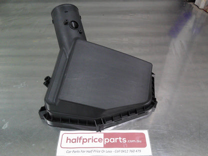 Holden VE Commodore/WM Statesman 3.6Ltr SIDI  Genuine Upper Air Cleaner Intake Housing Lid New Part