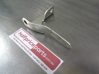 Holden RC Colorado / Isuzu D-Max Genuine Right Hand Tailgate Hinge Bracket New Part.