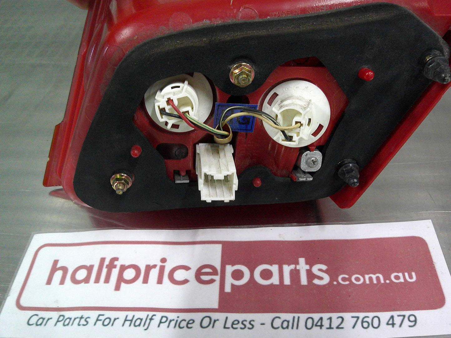Holden JF Viva Hatchback Righthand Inner Tail Light With Bulbs Used Part