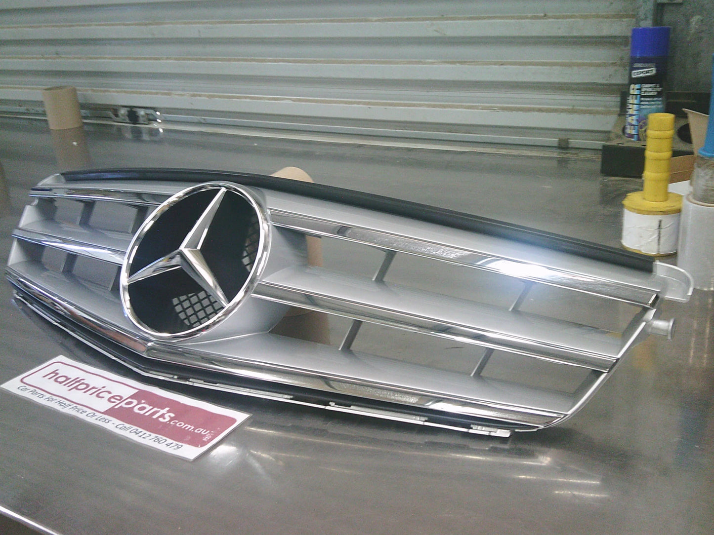 Mercedes Benz C-Class W204 Genuine Front Radiator Grille Assembly New Part