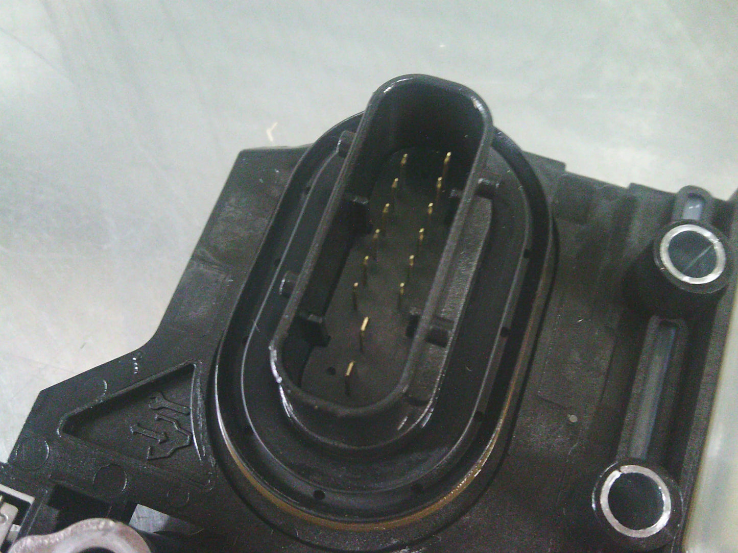 Holden JG/JH Cruze Genuine Automatic Transmission Control Module Solenoid New Part