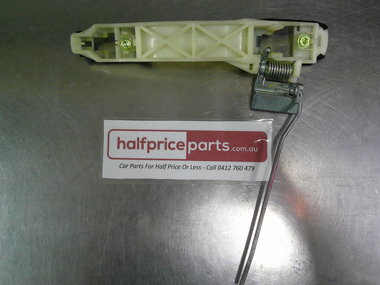 Holden CG Captiva Genuine Left Hand Rear Door Inner Handle Housing New Part