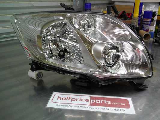 Toyota Corolla ZRE152 Hatch Genuine Right Hand Front Head Light Assembly New Part