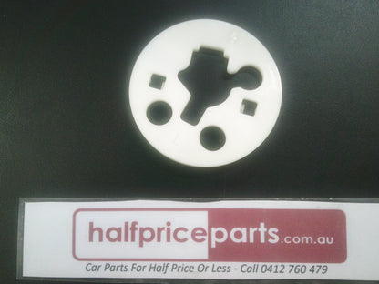 Holden GM Silverado 1500/2500/3500 Genuine Left Hand Sun Visor Bracket New Part.