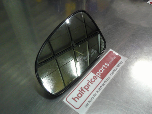 Hilden XC Barina Genuine Left Hand Outer Mirror Glass Heated New Part