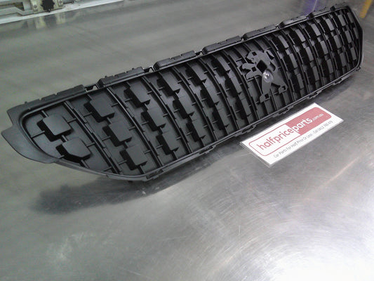 Peugeot Expert  2.0Ltr Traveller Genuine Front Radiator Grille Assembly New Part