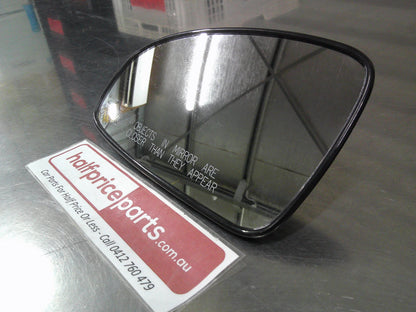 Hilden XC Barina Genuine Left Hand Outer Mirror Glass Heated New Part