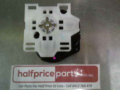 Holden RG Colorado/RG Trailblazer Genuine Right Hand Mirror Electric Adjustment Motor New Part