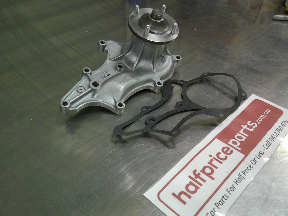 Toyota Coaster/Dyna Genuine Water Pump With Gasket New Part