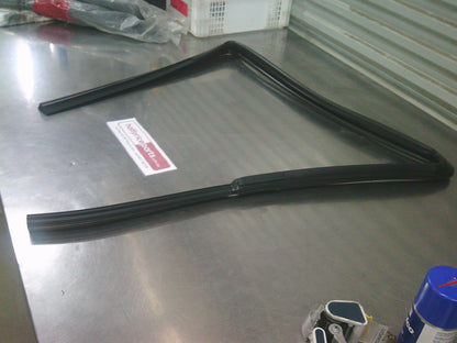 Holden RG Colorado Genuine Right Hand Front Door Bailey Channel Window Runner New Part