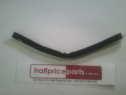 Holden VE Commodore Genuine Air Seal HSG New Part