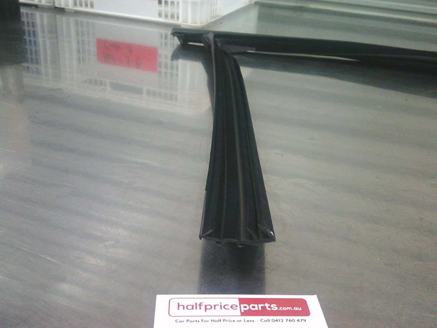 Holden JG Cruze Genuine Front Right Hand Door Glass Weatherstrip New Part