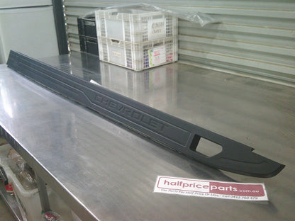 Holden GM Silverado Genuine Left Hand Top Tub Trim Moulding New Part