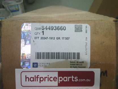 Holden GM Silverado Genuine Left Hand Top Tub Trim Moulding New Part